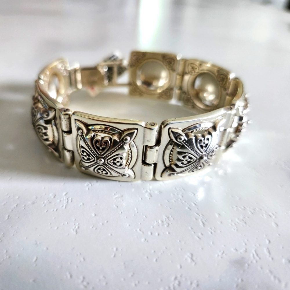 Brighton Paseo Link Bracelet NWT.  About 7" length.